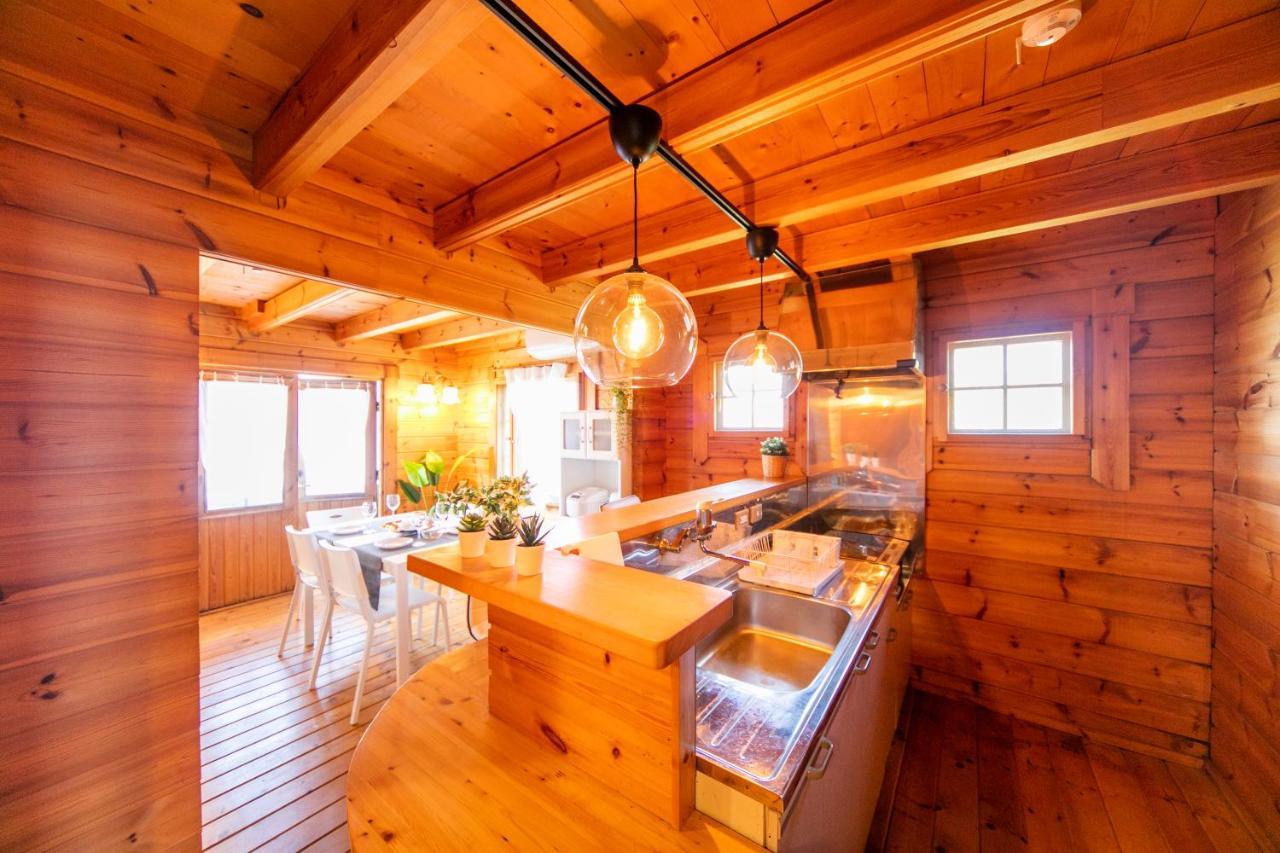 Awaji Seaside Log House In Goshiki 1 Sumoto Exterior foto